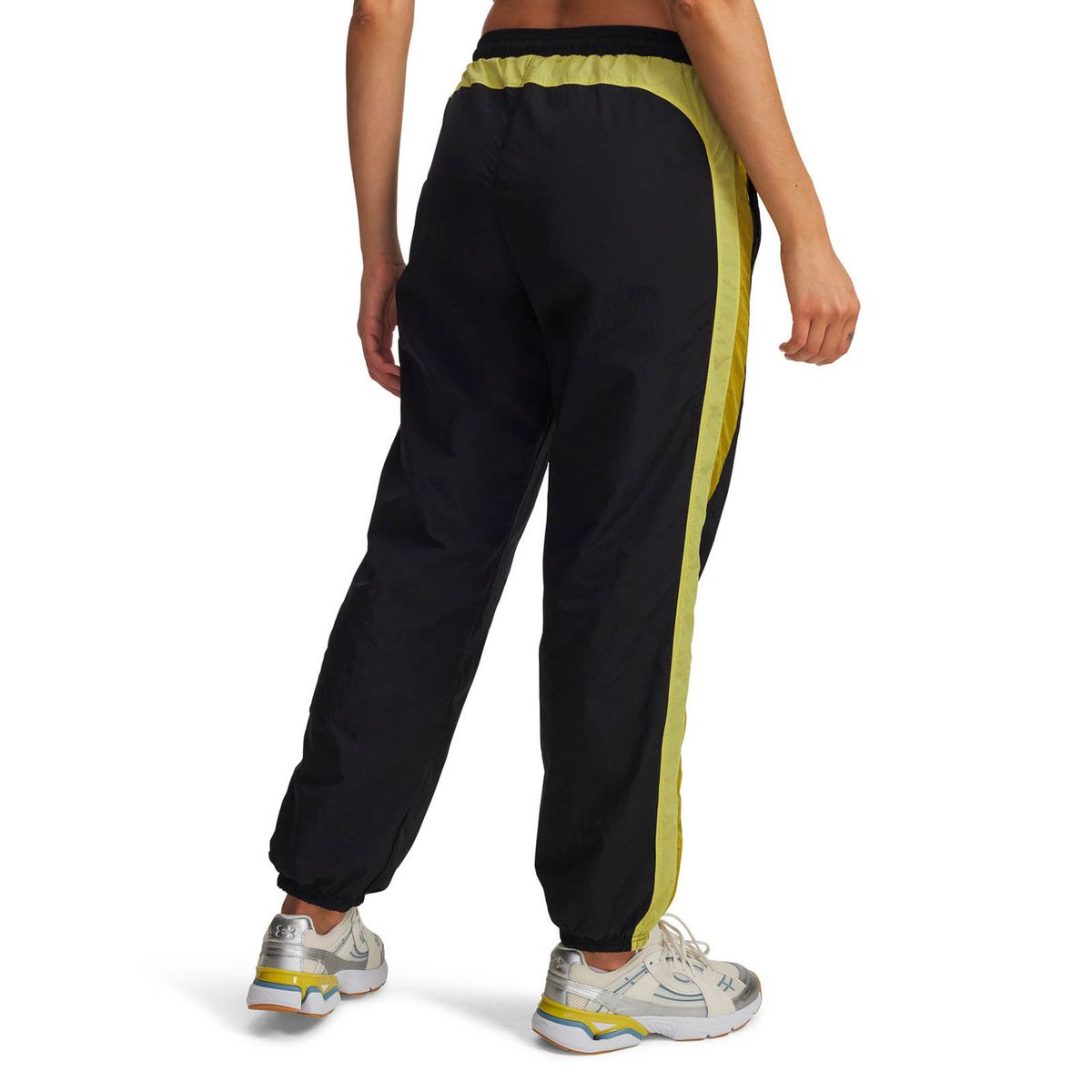 UNDER ARMOUR - Pantalón Lifestyle para mujer Icon Crinkle negro UNDER ARMOUR