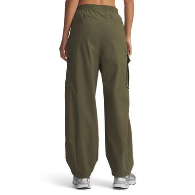 Imagen 2 del producto Pantalón Lifestyle mujer Unstoppable Woven verde
