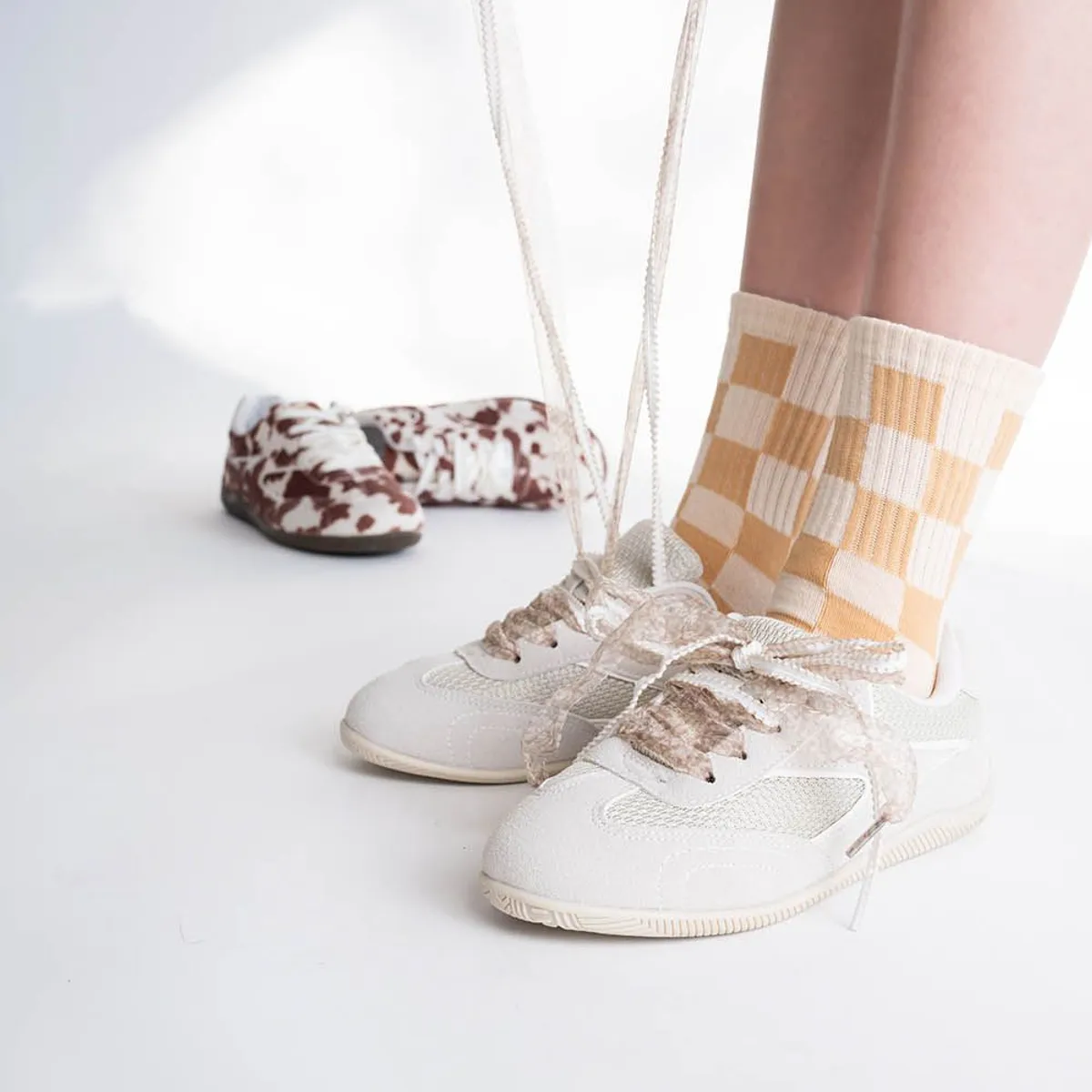 COLLOKY - Zapatilla de Niña Blanca de Cordones