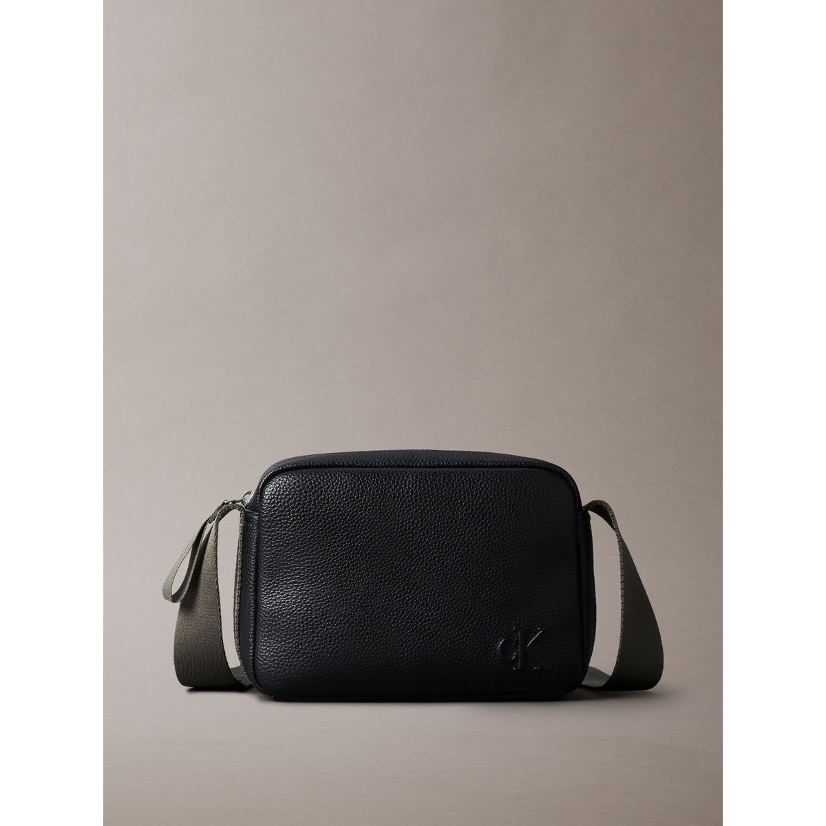 CALVIN KLEIN - Bolso Cargo Camera Negro Calvin Klein