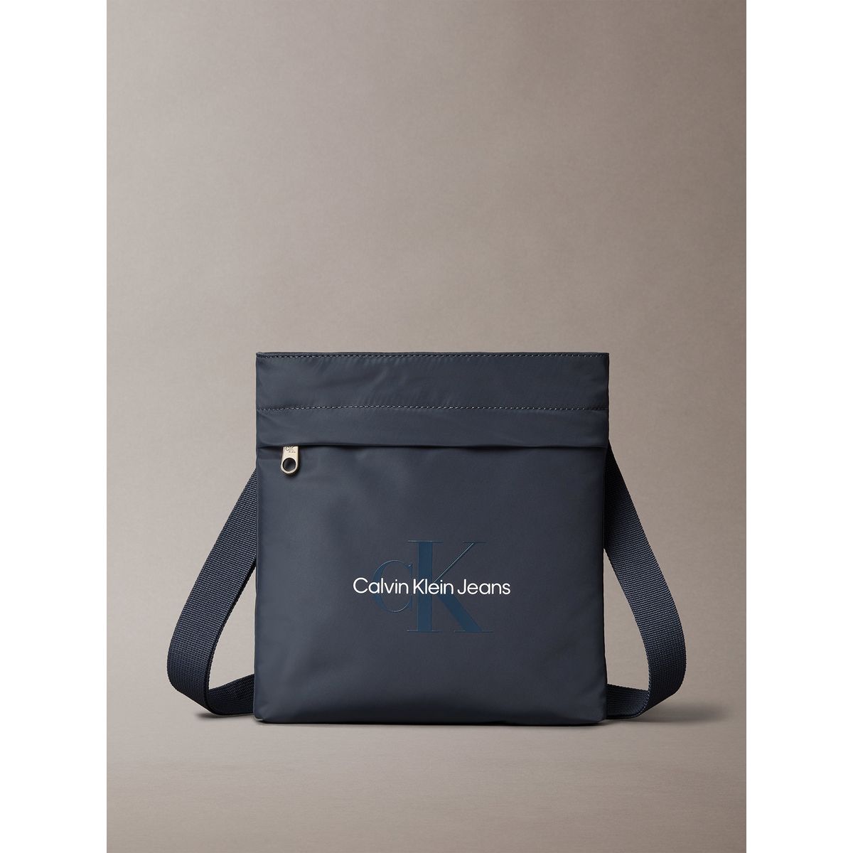 CALVIN KLEIN - Bolso Plano Bandolera - Sport Essentials Azul Calvin Klein