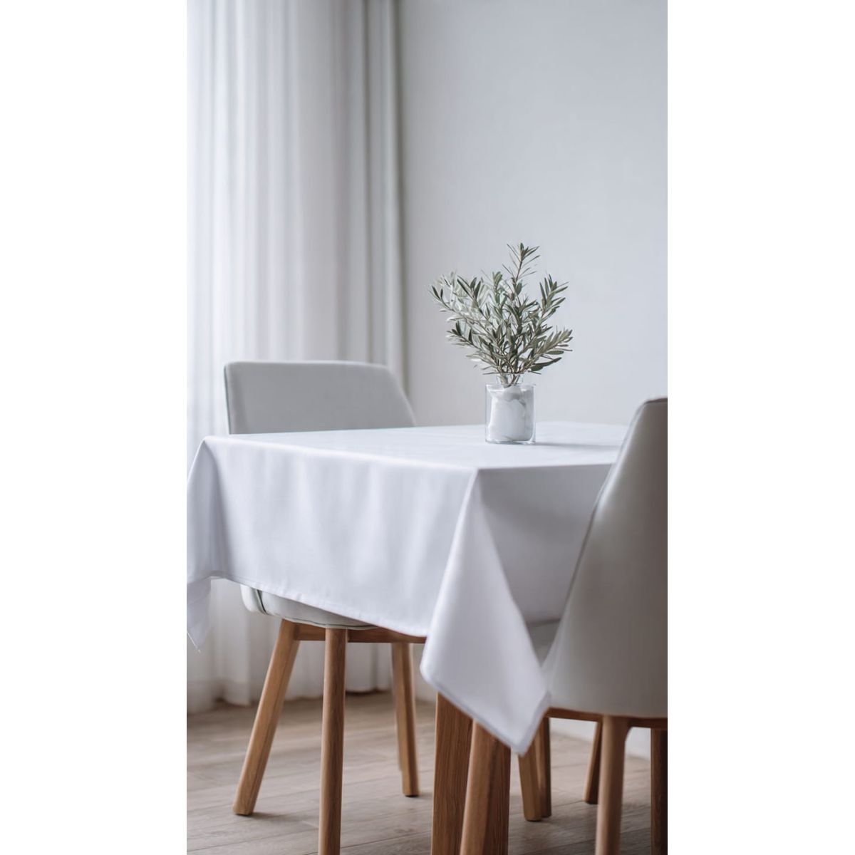 GENERICO - MANTEL CUADRADO ANTI DERRAME