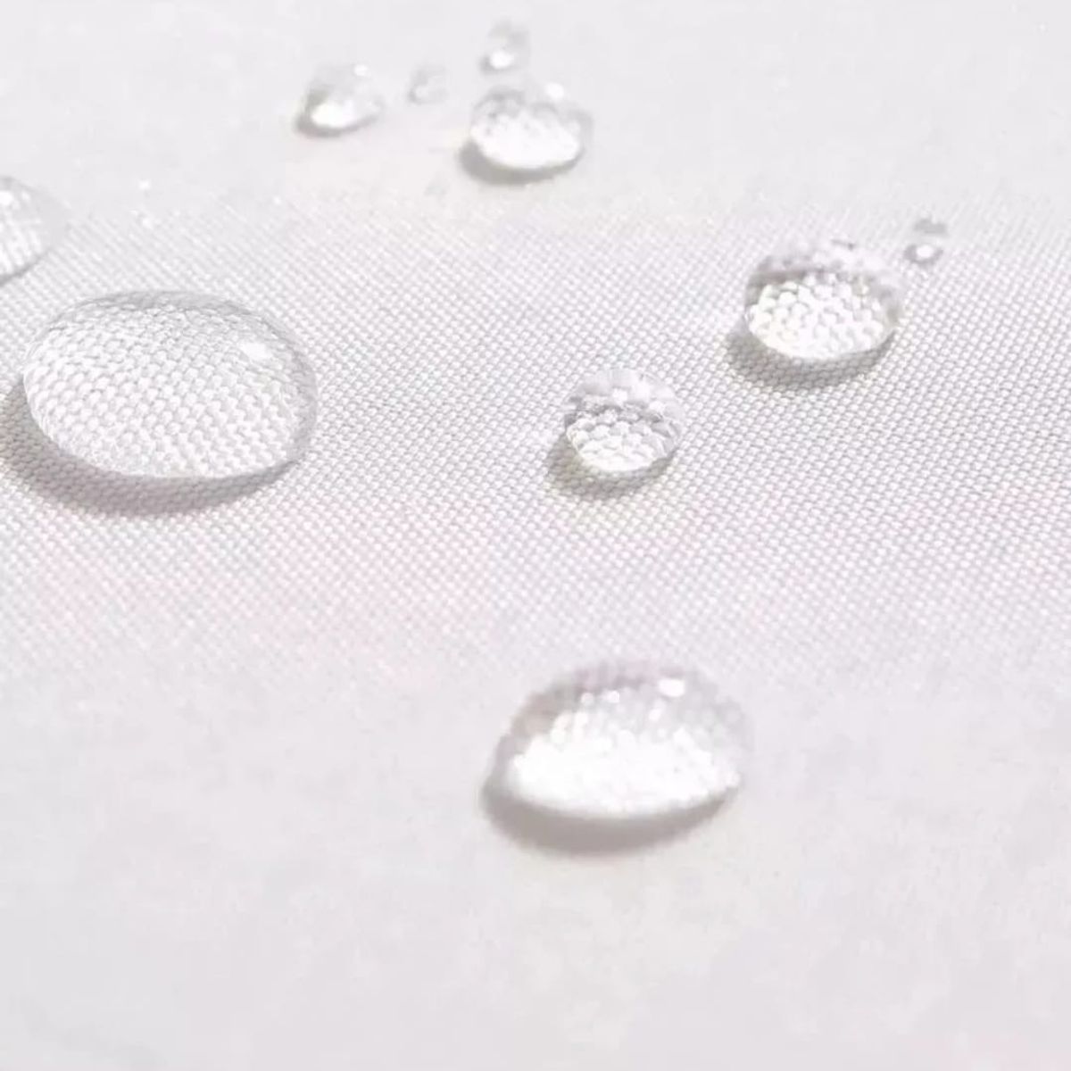 GENERICO - MANTEL CUADRADO ANTI DERRAME