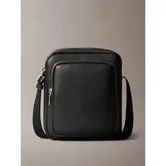 CALVIN KLEIN - Bolso Bandolera Micro Pebble Negro