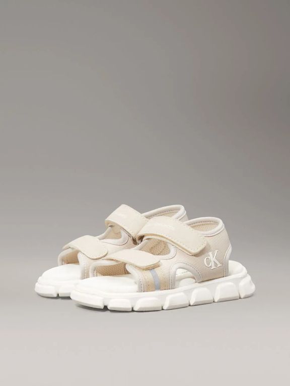 Sandalias Niño con Velcro Beige