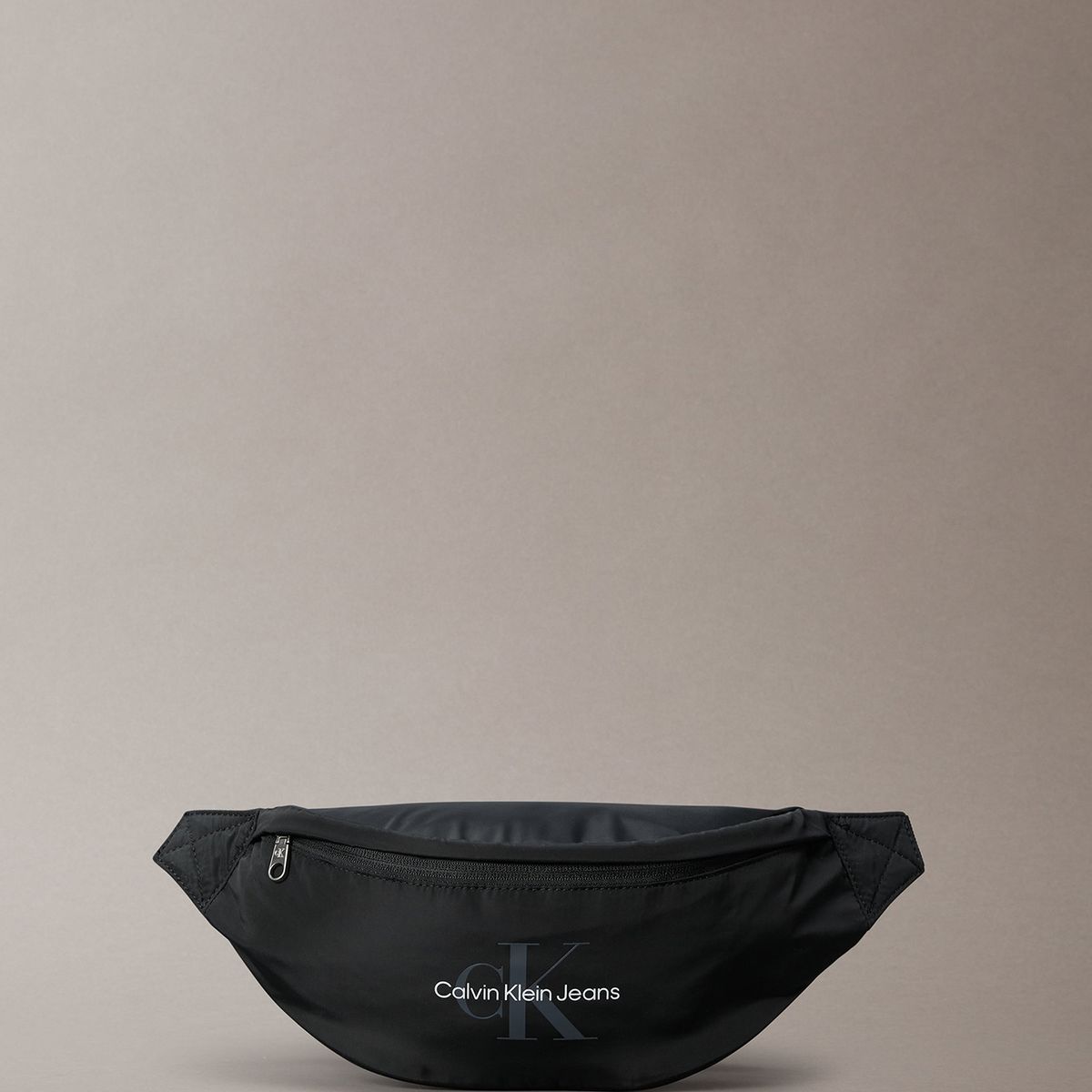 CALVIN KLEIN - Banano Sport Essentials Negro Calvin Klein