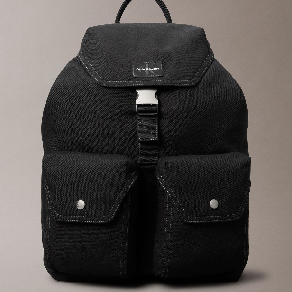 CALVIN KLEIN - Mochila Workwear Flap Negro Calvin Klein