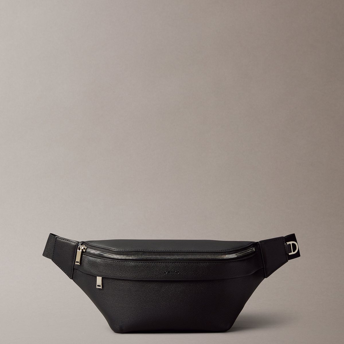 CALVIN KLEIN - Banano Micro Pebble Negro Calvin Klein