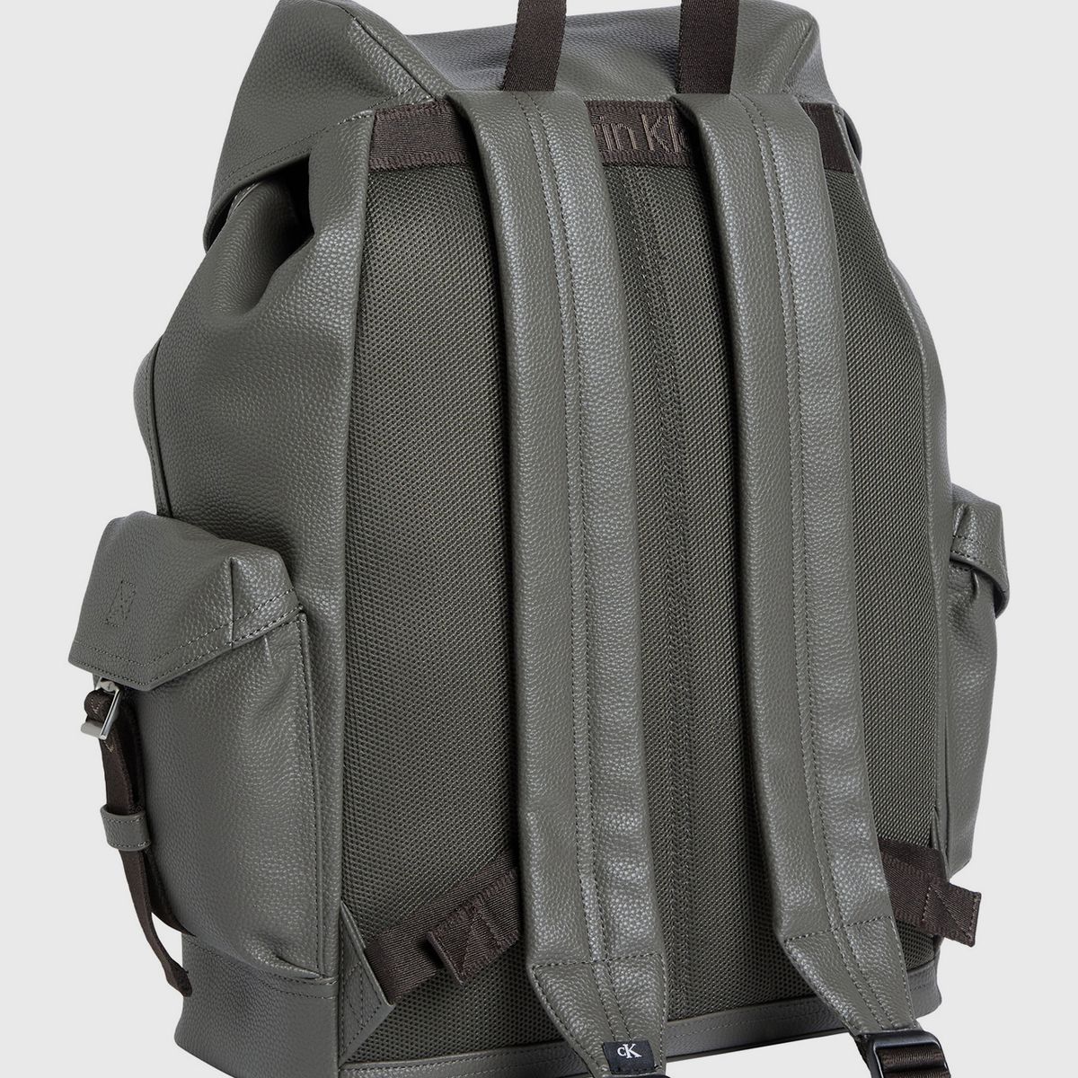 CALVIN KLEIN - Mochila Cargo Flap Gris Calvin Klein