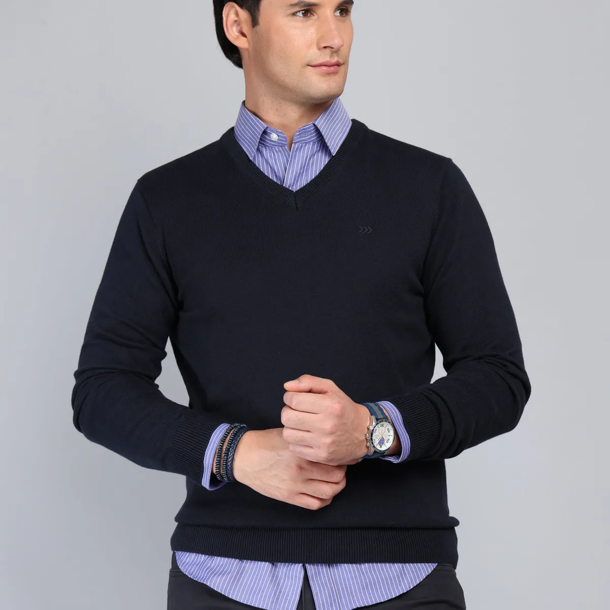 ARROW - Sweater Liso Cuello V Arrow ARROW
