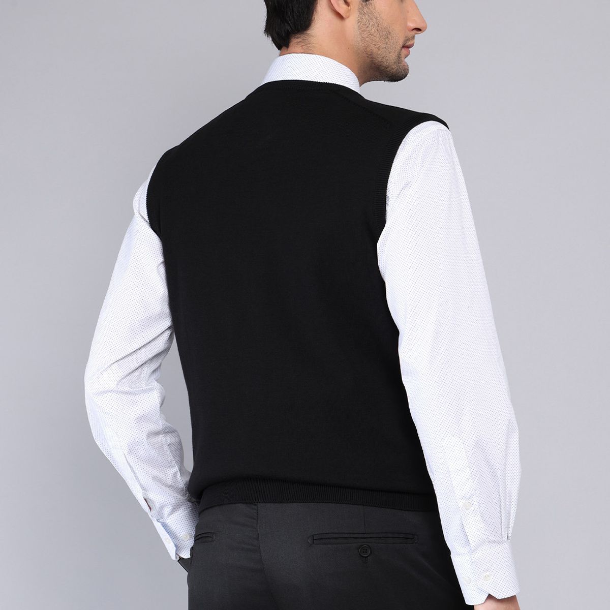 ARROW - Sweater Sin Mangas Arrow ARROW