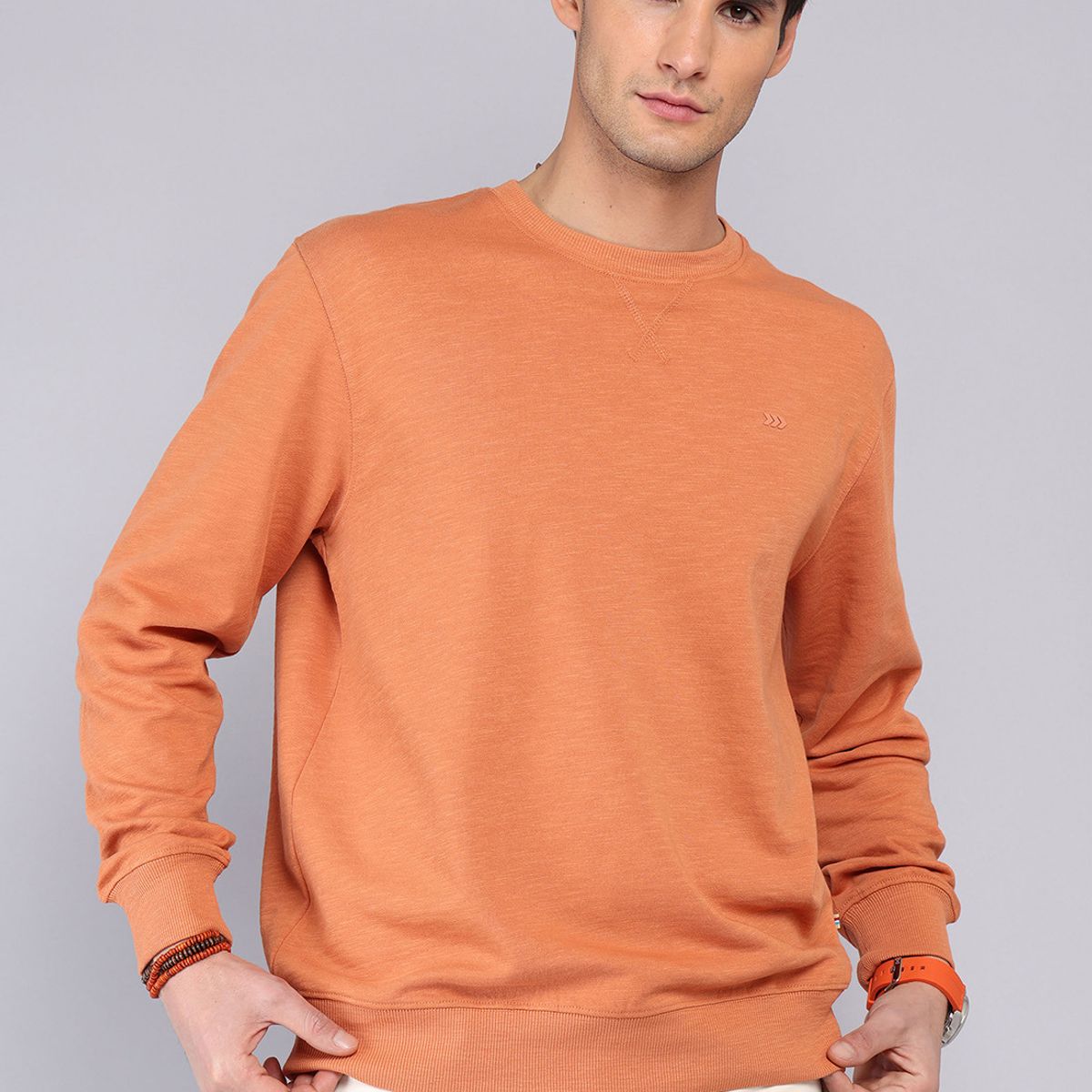 ARROW - Polerón Cuello Redondo Arrow ARROW