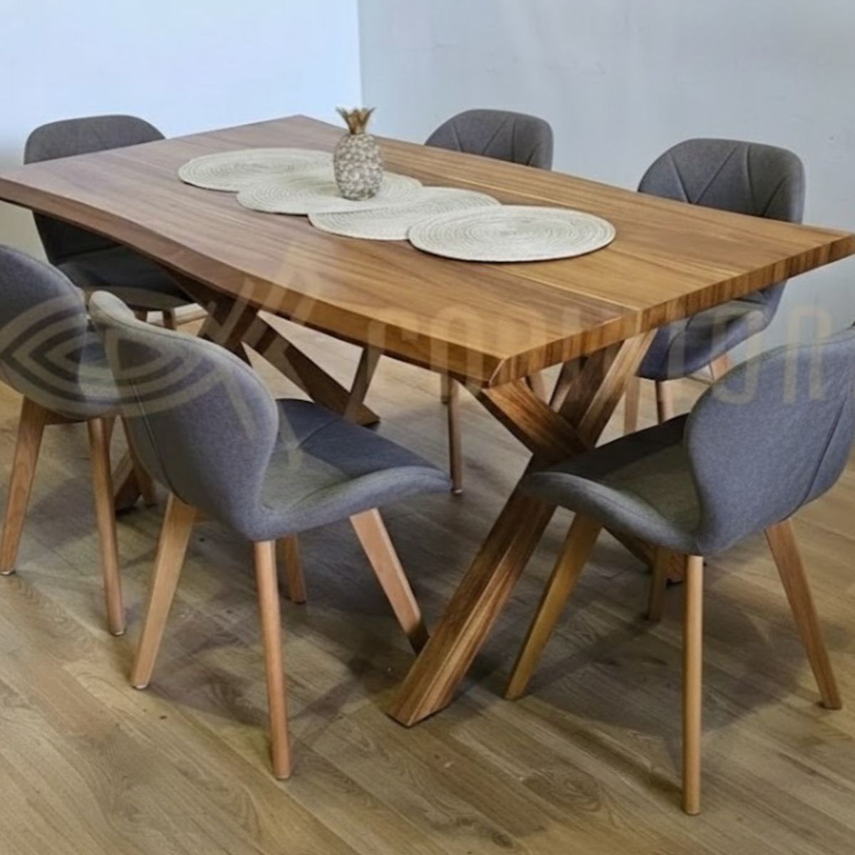 CORI CORI - Juego de Comedor Medlock Rústica Base Metal Madera 160x90 cm + 6 Sillas Mariposa Velvet