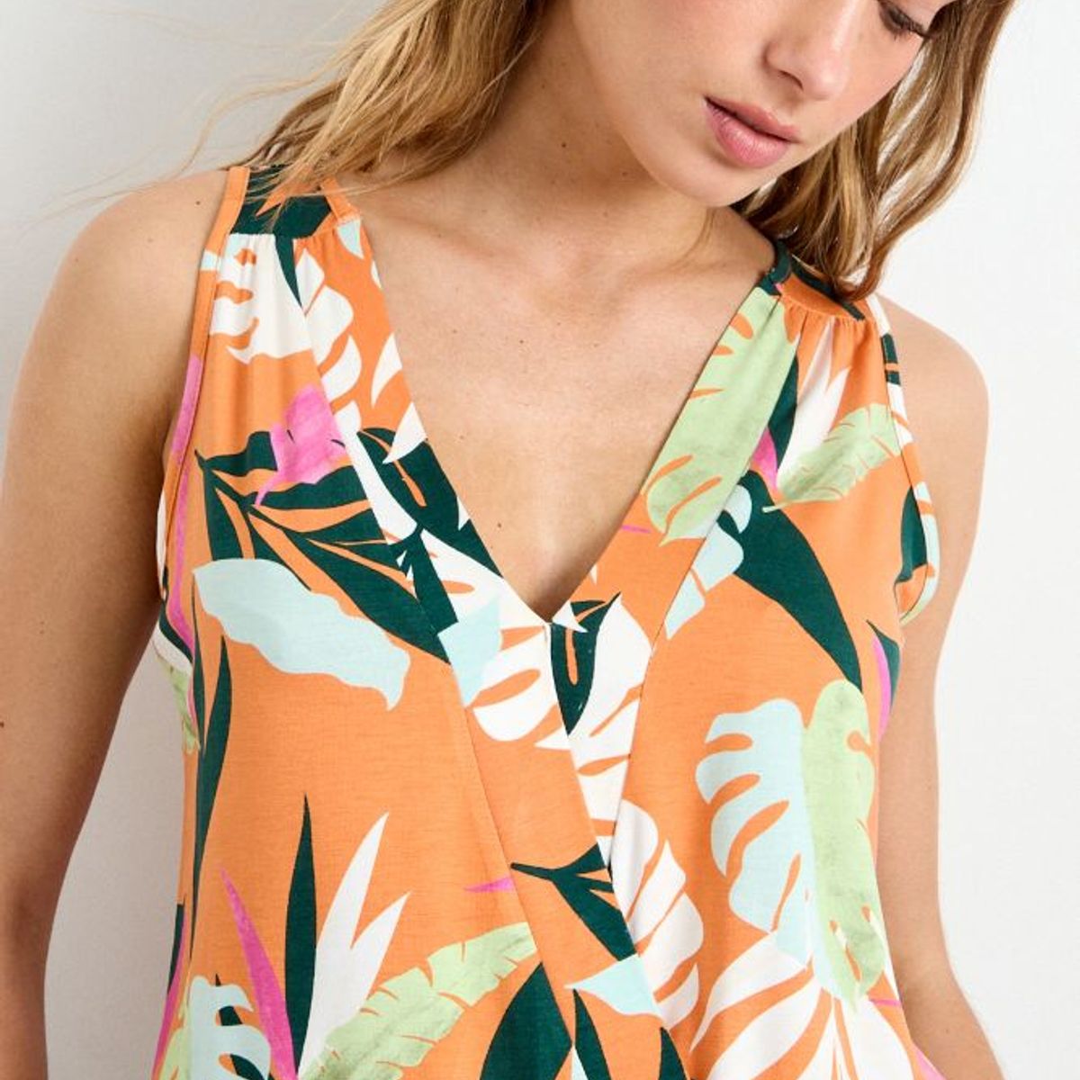 IO - Polera Fantasia Mujer Naranjo Io