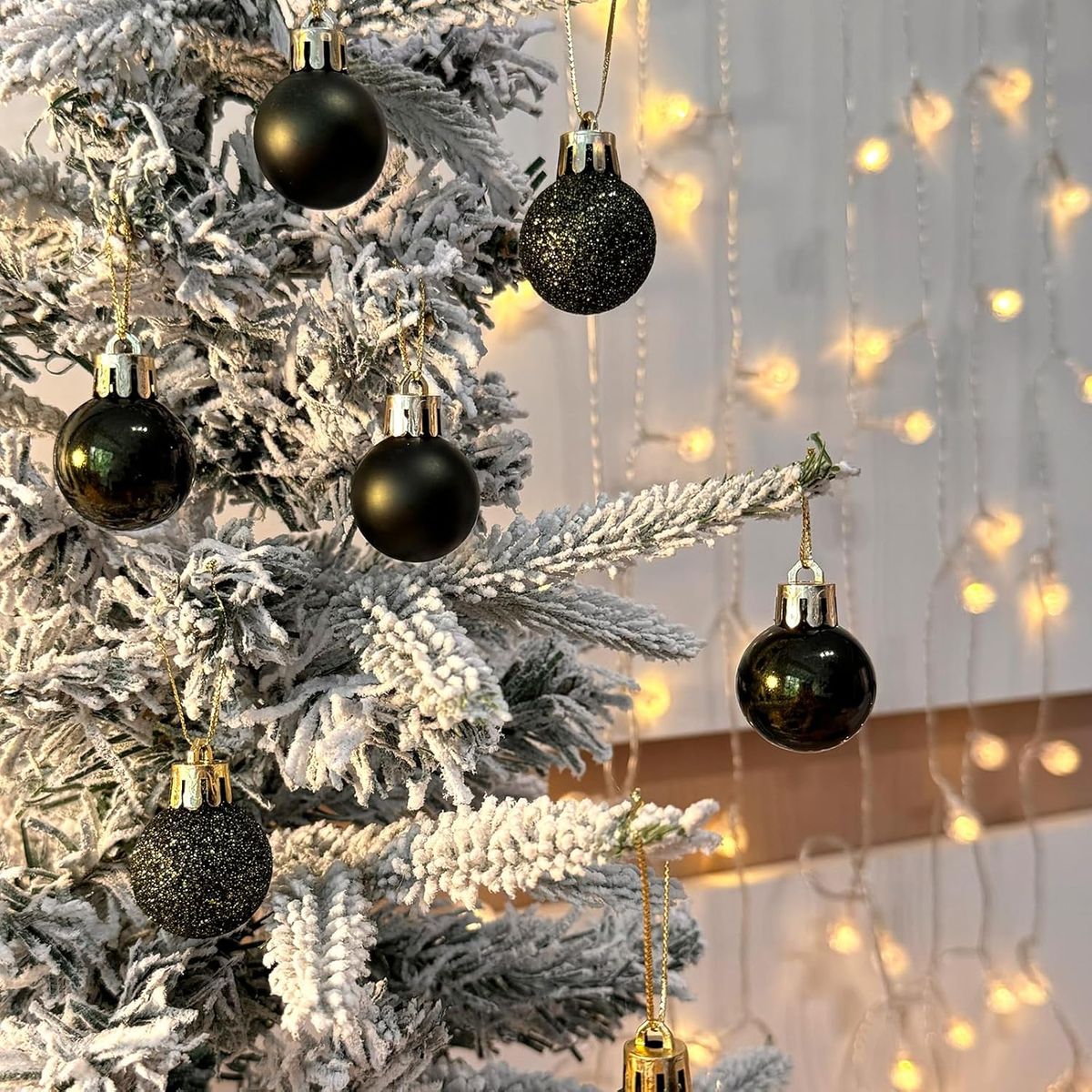 WAKESHOME - 24 Esferas Navideña 8cm Bambalinas Adornos Arbolito Navidad negro