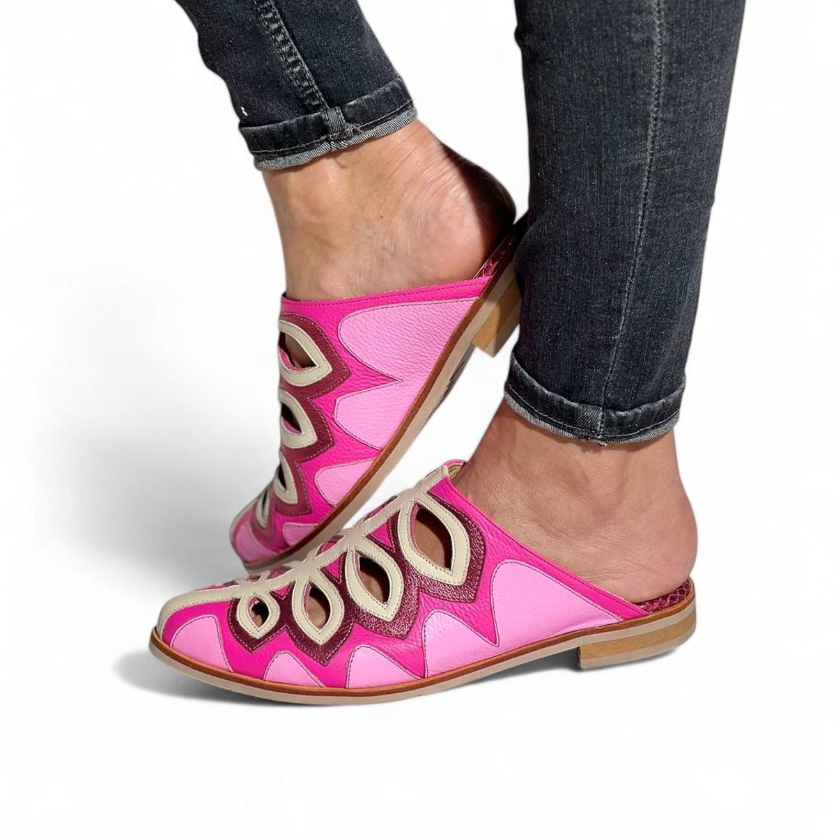 VANESSA GIL - BABUCHA FLOR CHICLE