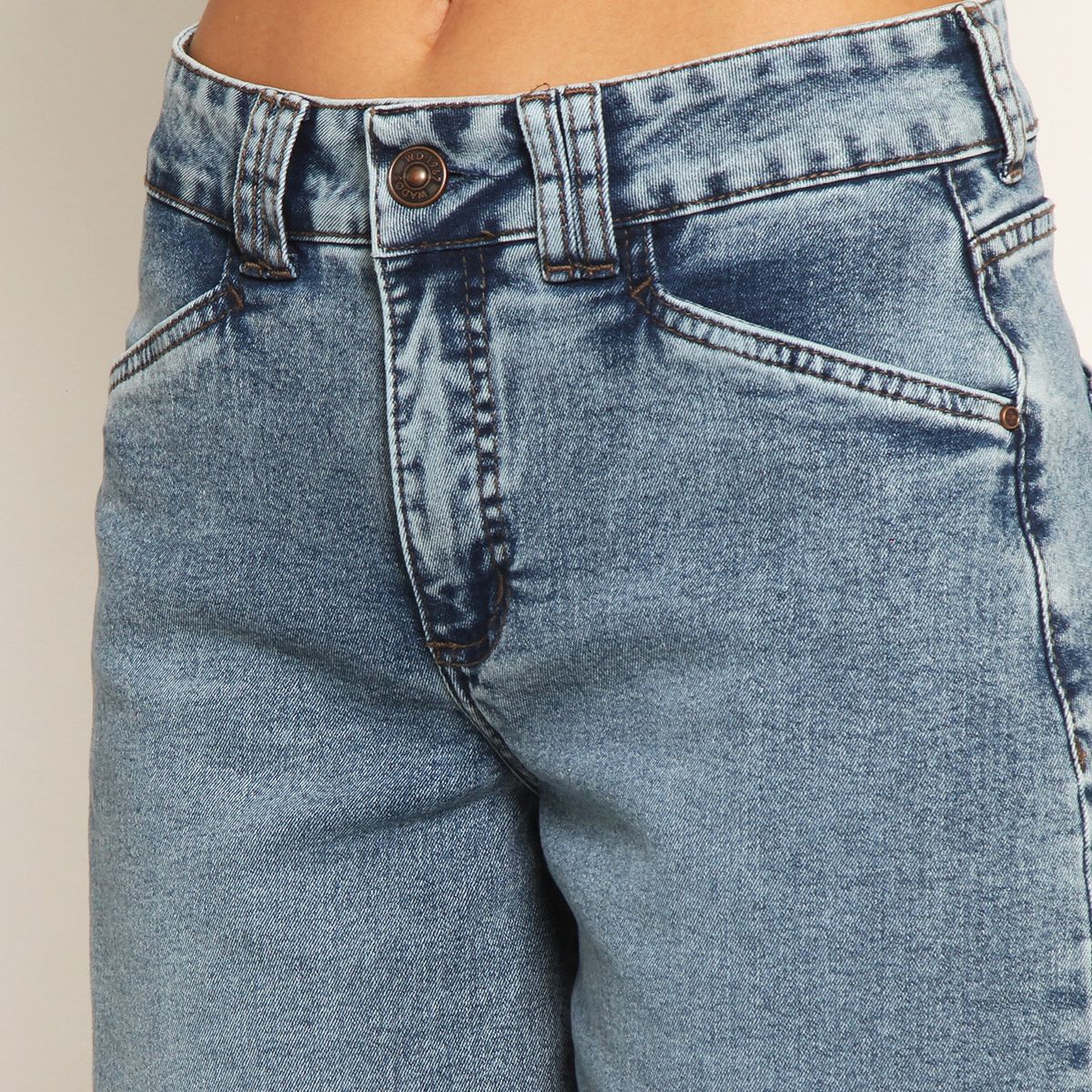 WADOS - BERMUDA JORT DENIM TIRO ALTO PRETINA INTERNA 1 BOTON