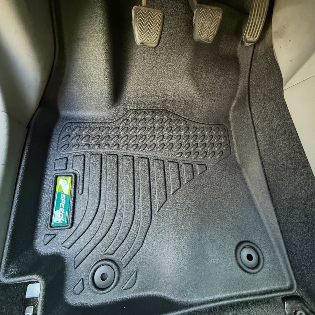 GENERICO - PISOS CALCE PERFECTO PROSPEEDY TOYOTA COROLLA 2008-2013 3PIEZAS