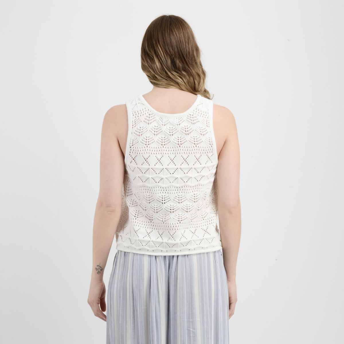 O'NEILL - POLERA TEJIDA SIN MANGAS CEDAR BEIGE CLARO