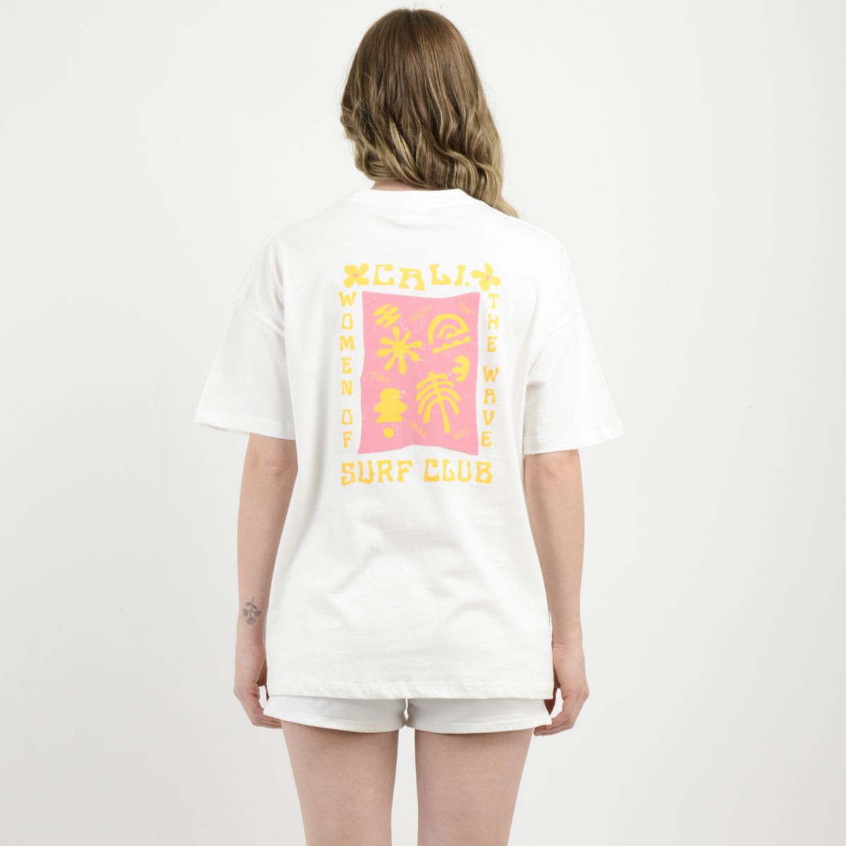 O'NEILL - POLERA MANGA CORTA WOTW T-SHIRT BEIGE CLARO