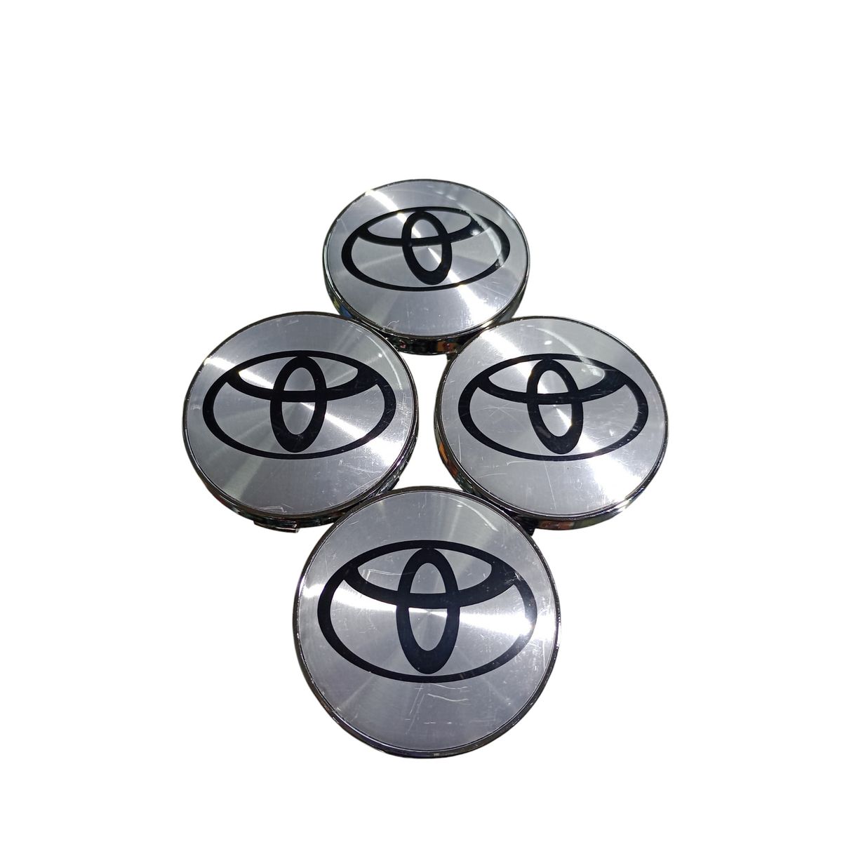 GENERICO - X4 Tapas centro de llantas de auto tunning TOYOTA PLATA CON NEGRO 60MM