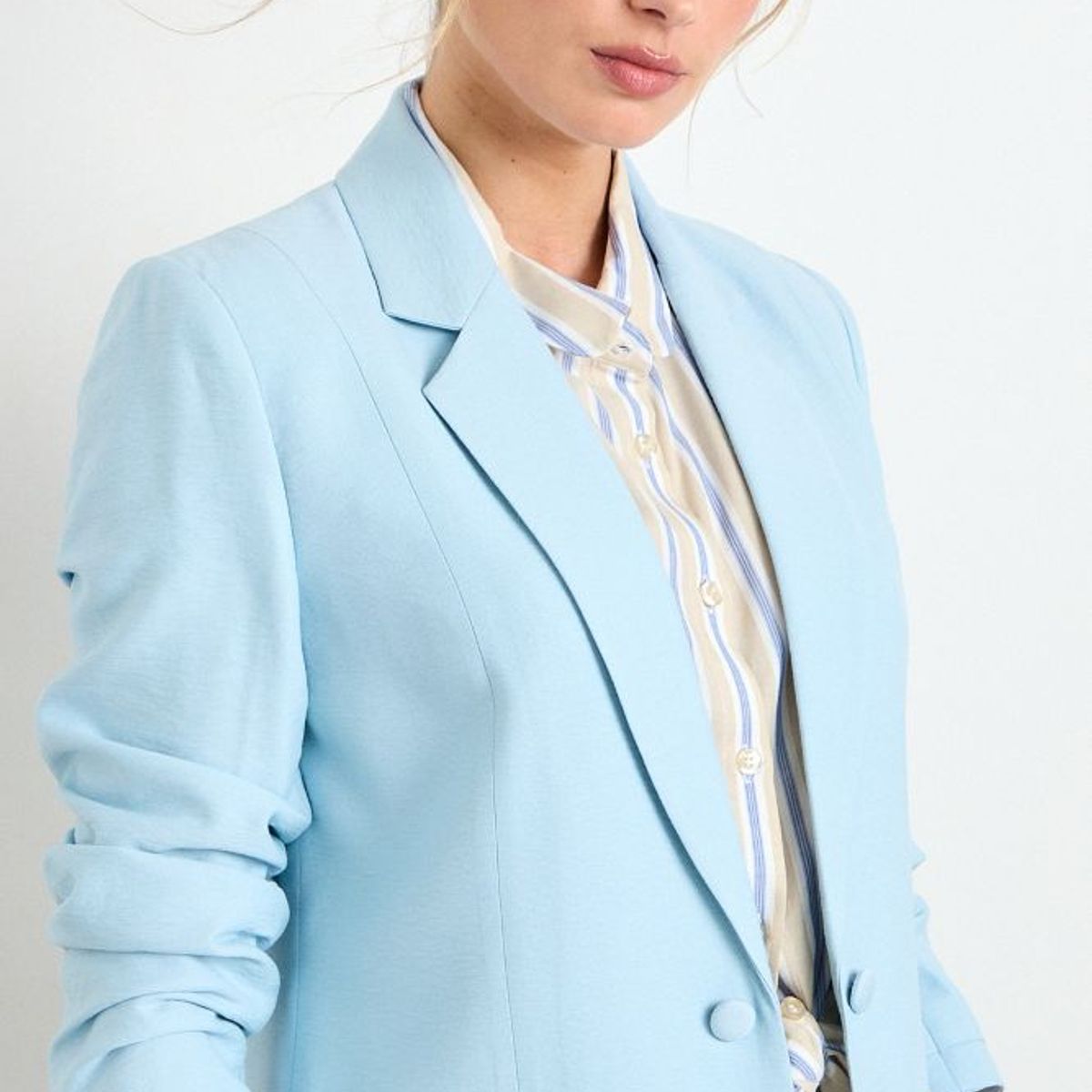 IO - Blazer Liso Mujer Celeste Io