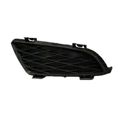MAZDA - Rejilla o Tapa De Parachoque Derecho Sin Hoyo 6 2002-2005