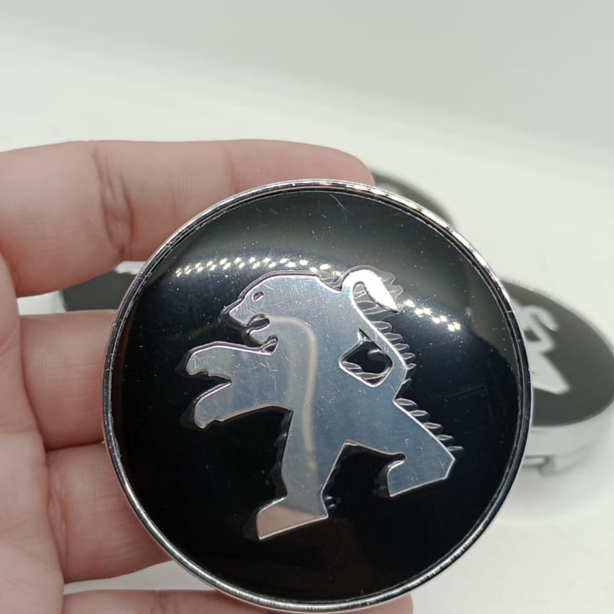 GENERICO - X4 Tapas centro de llantas de auto tunning PEUGEOT NEGRO 60MM