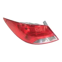 HYUNDAI - Farol Trasero Izquierdo Sedan ACCENT 2014-2020