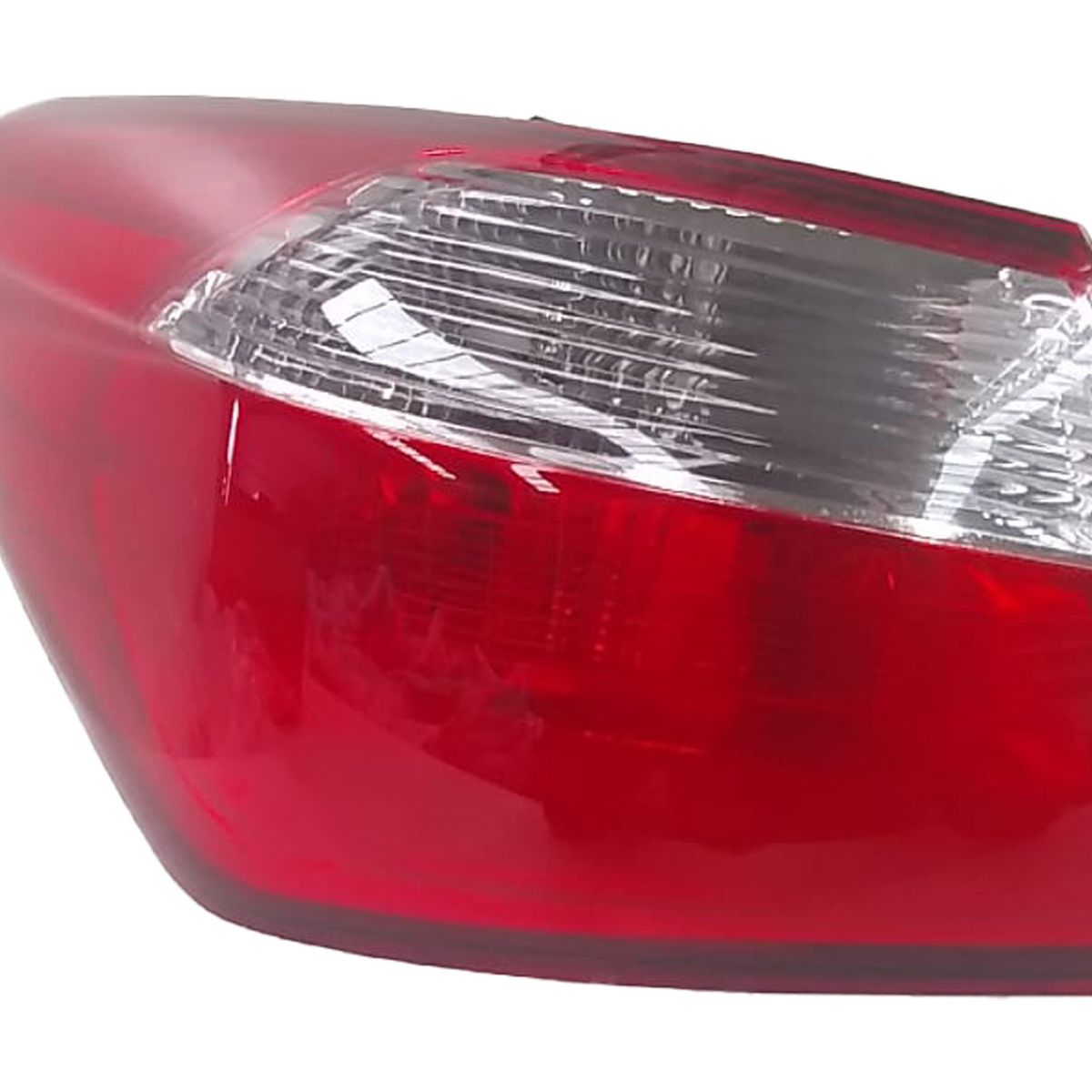 KIA - Farol Trasero Izquierdo Sedan KIA CERATO 2014-2016