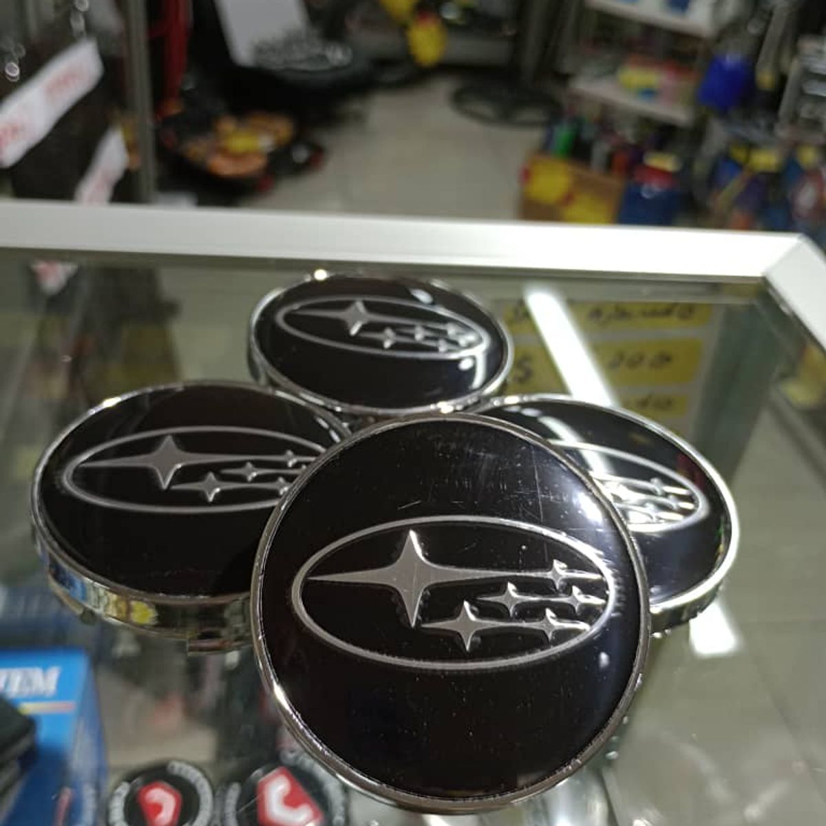 GENERICO - X4 Tapas centro de llantas de auto tunning SUBARU NEGRO CON PLATA 56MM