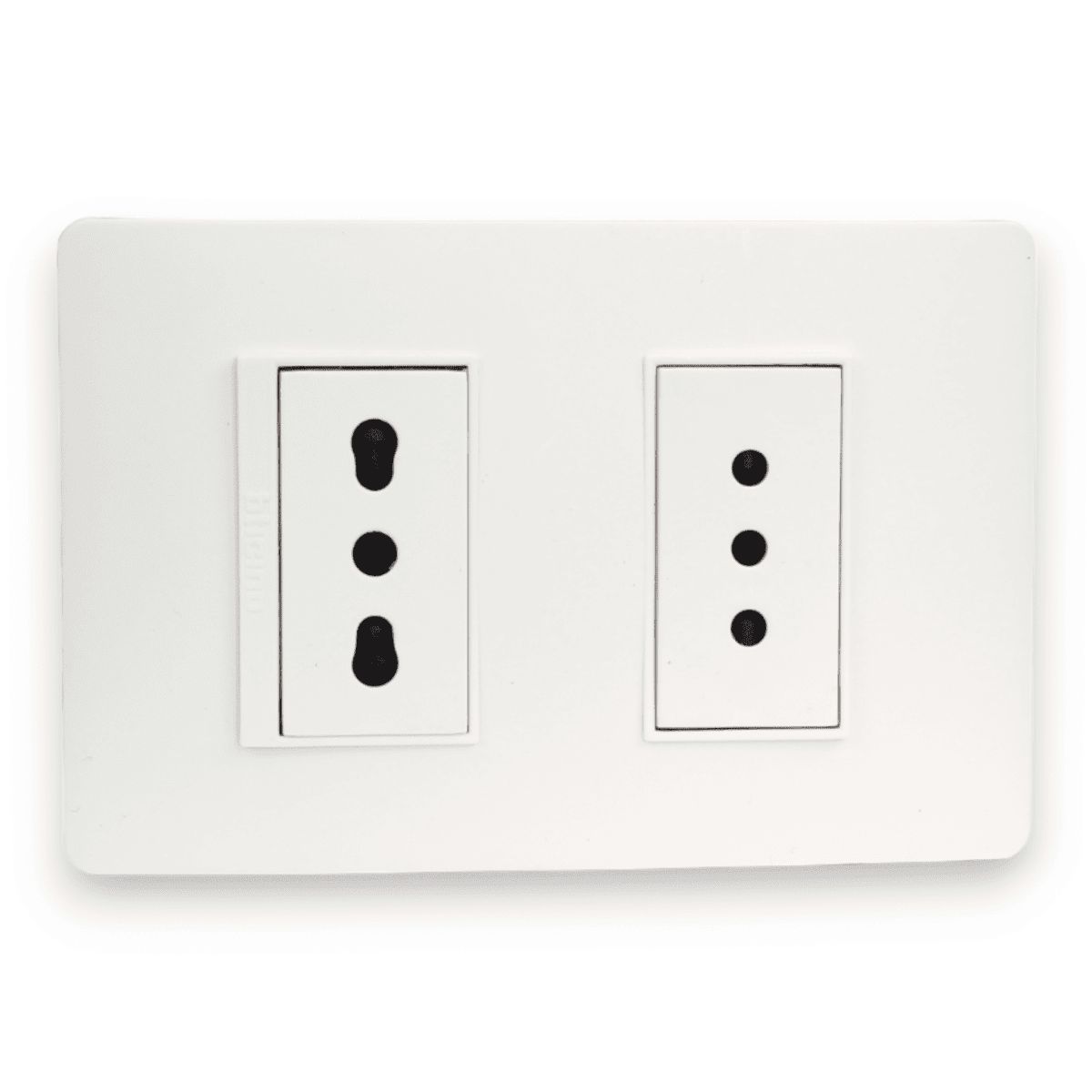 BTICINO - Enchufe Hembra Doble 2p+t 10a + 16a blanco armado  LuzicaBticino