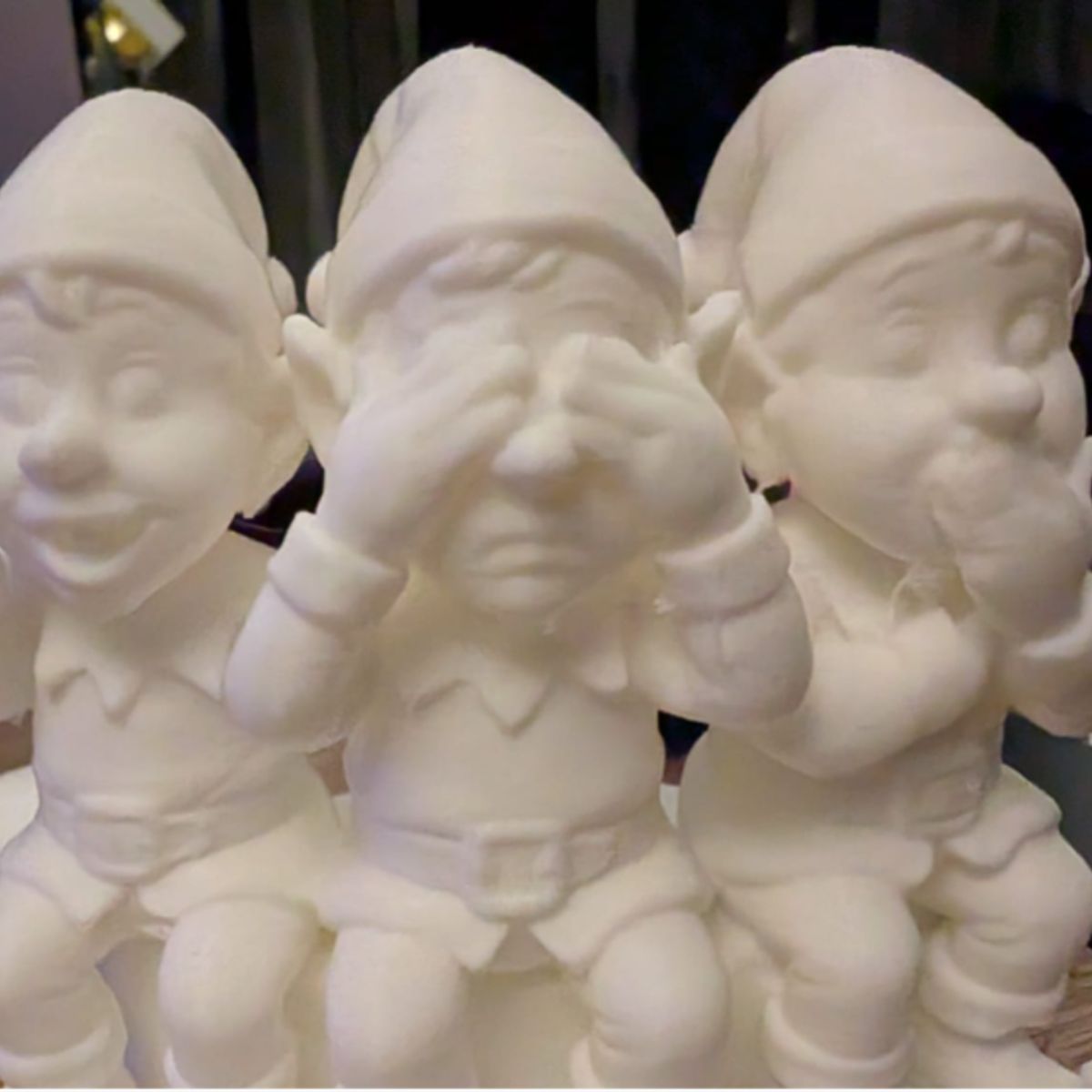 GENERICO - Duendes de Navidad no hablan oyen ni ven - Figura navideña