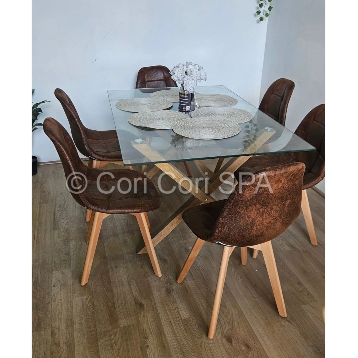 CORI CORI - Comedor Mesa Medlock 140x90cm + 6 Sillas Capitonne Ecocuero Vintage