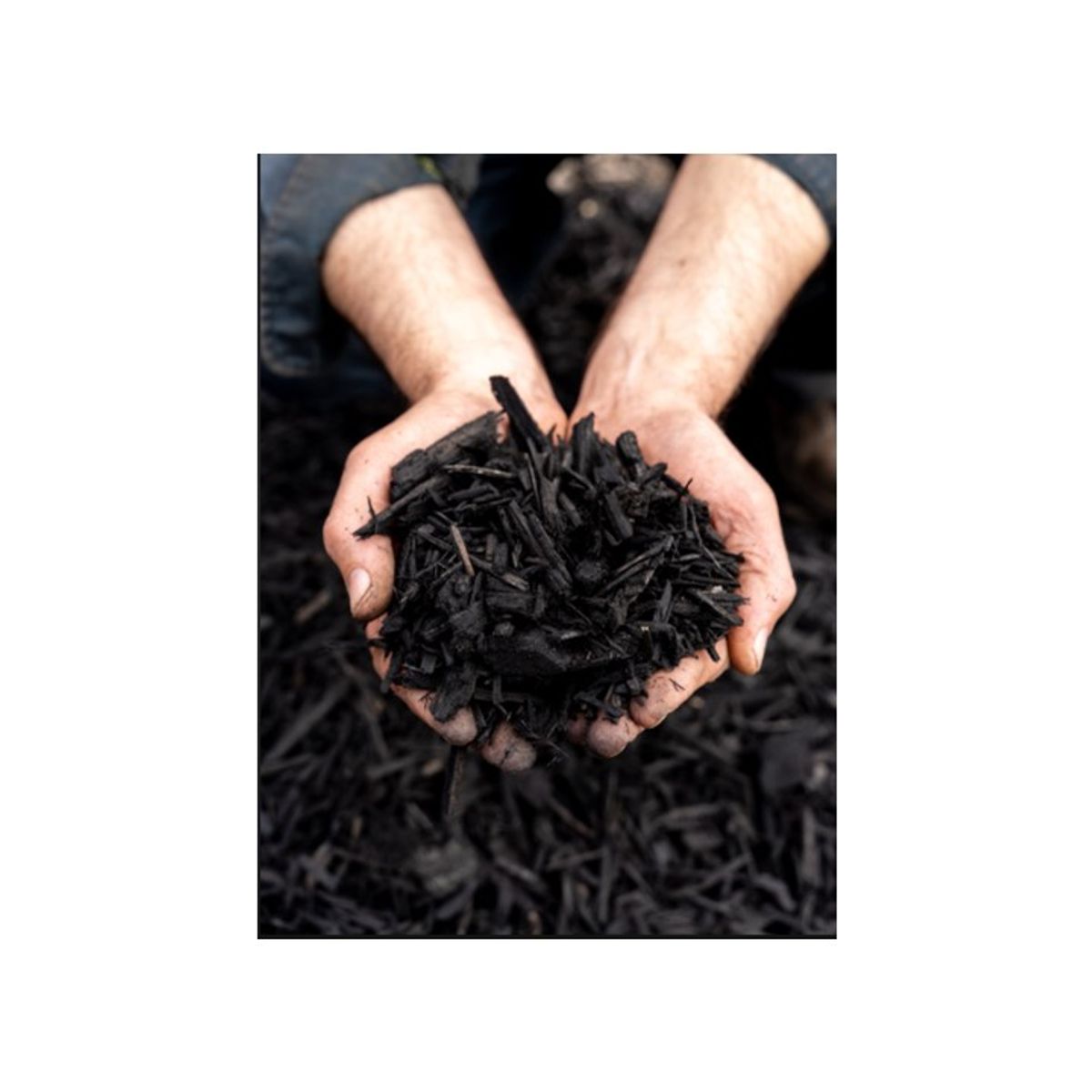 GENERICO - Mulch Rústico Negro Decorativo Para Jardines/ Saco 30 Litros
