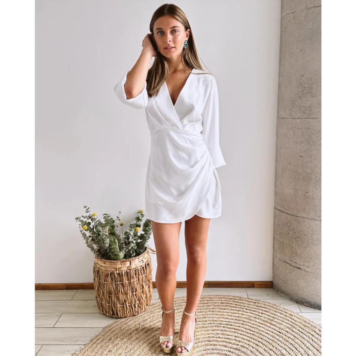 MI PLACARD - Vestido Corto Kika Blanco