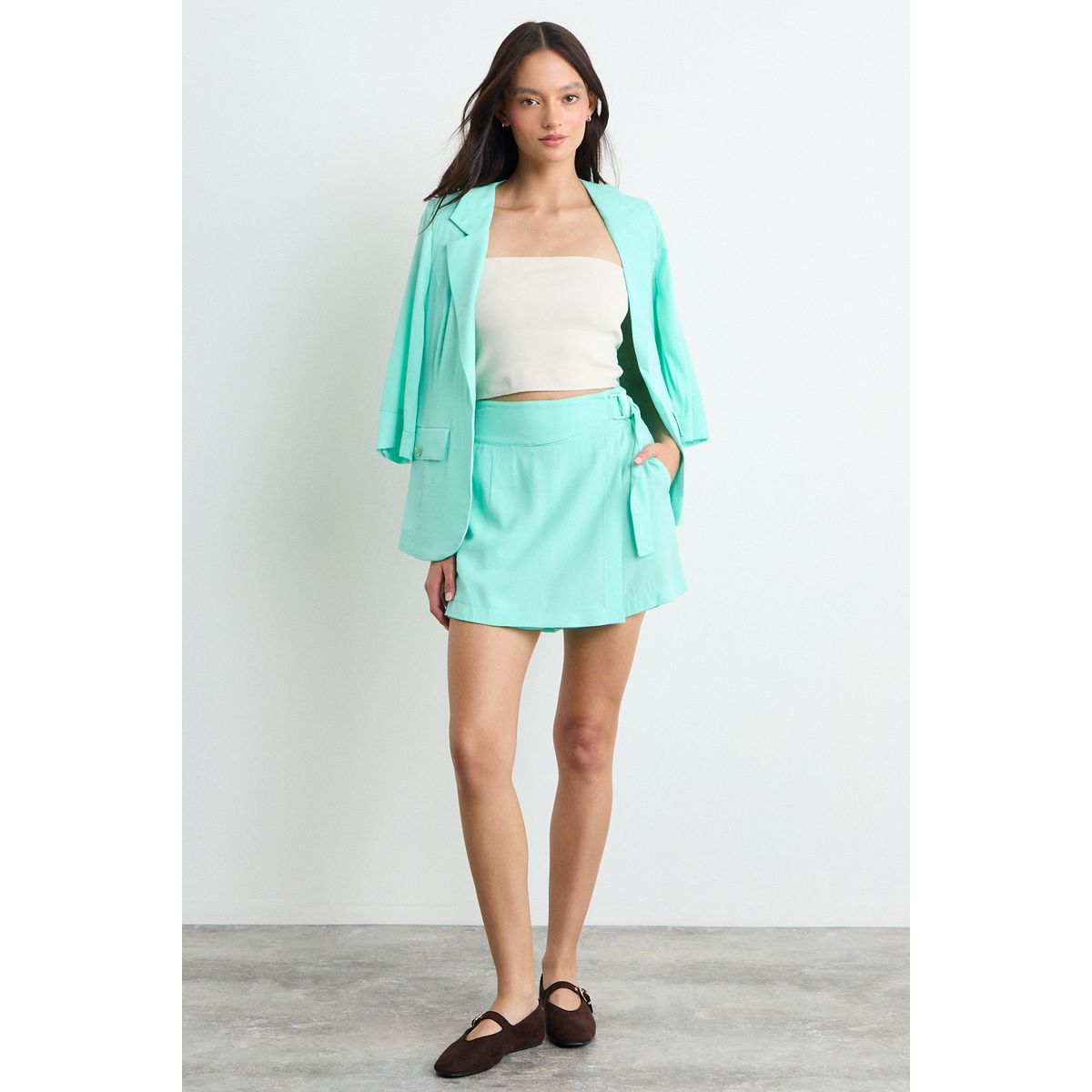 IO - Short Liso Mujer Celeste Io