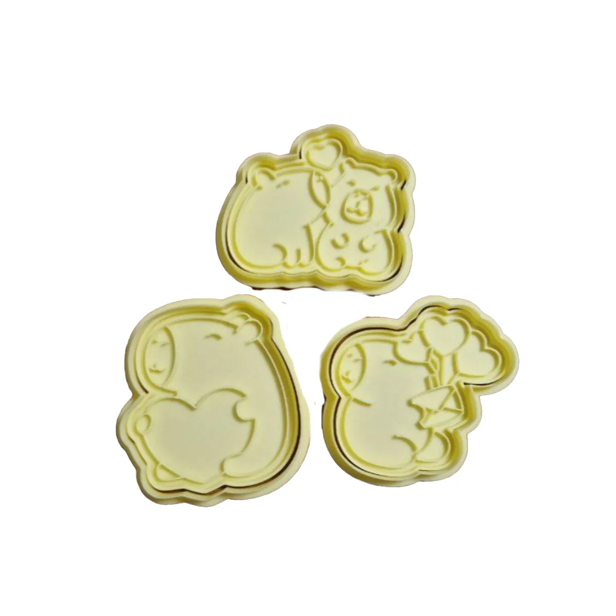 GENERICO - Cortador de Galletas -  Capibara Enamorado (Pack 3)