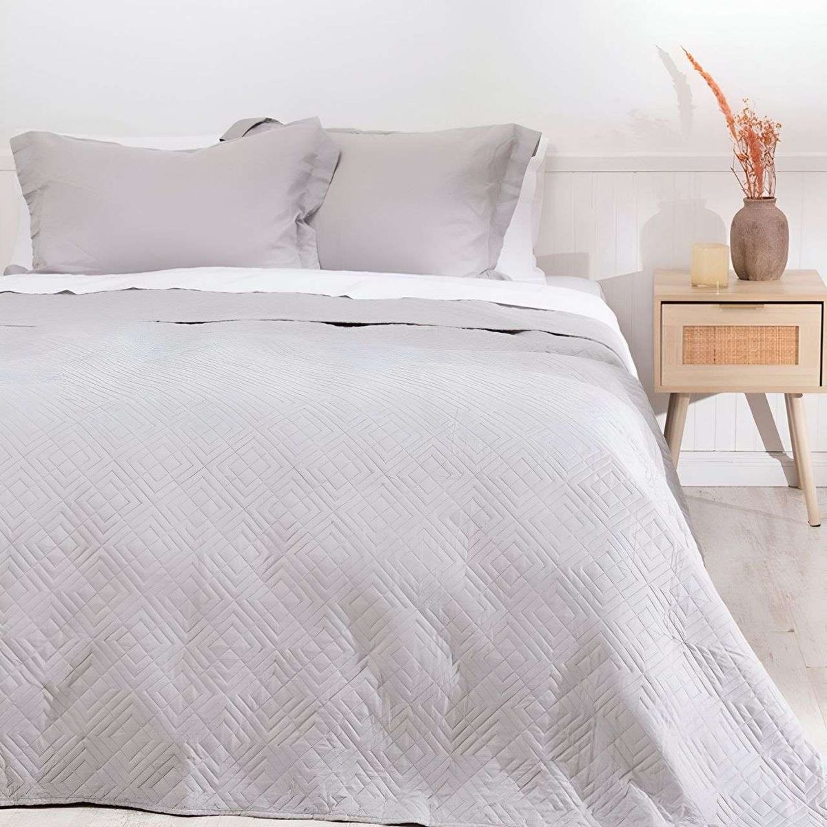 MASHINI - Cubrecama Colcha Quilt Cordoba 2 plazas Mashini