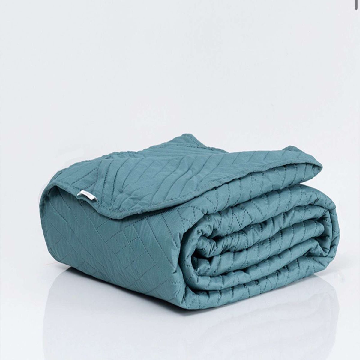 MASHINI - Cubrecama Colcha Quilt  mas Juego de Sábana Liso 1.5 Plaza Mashini