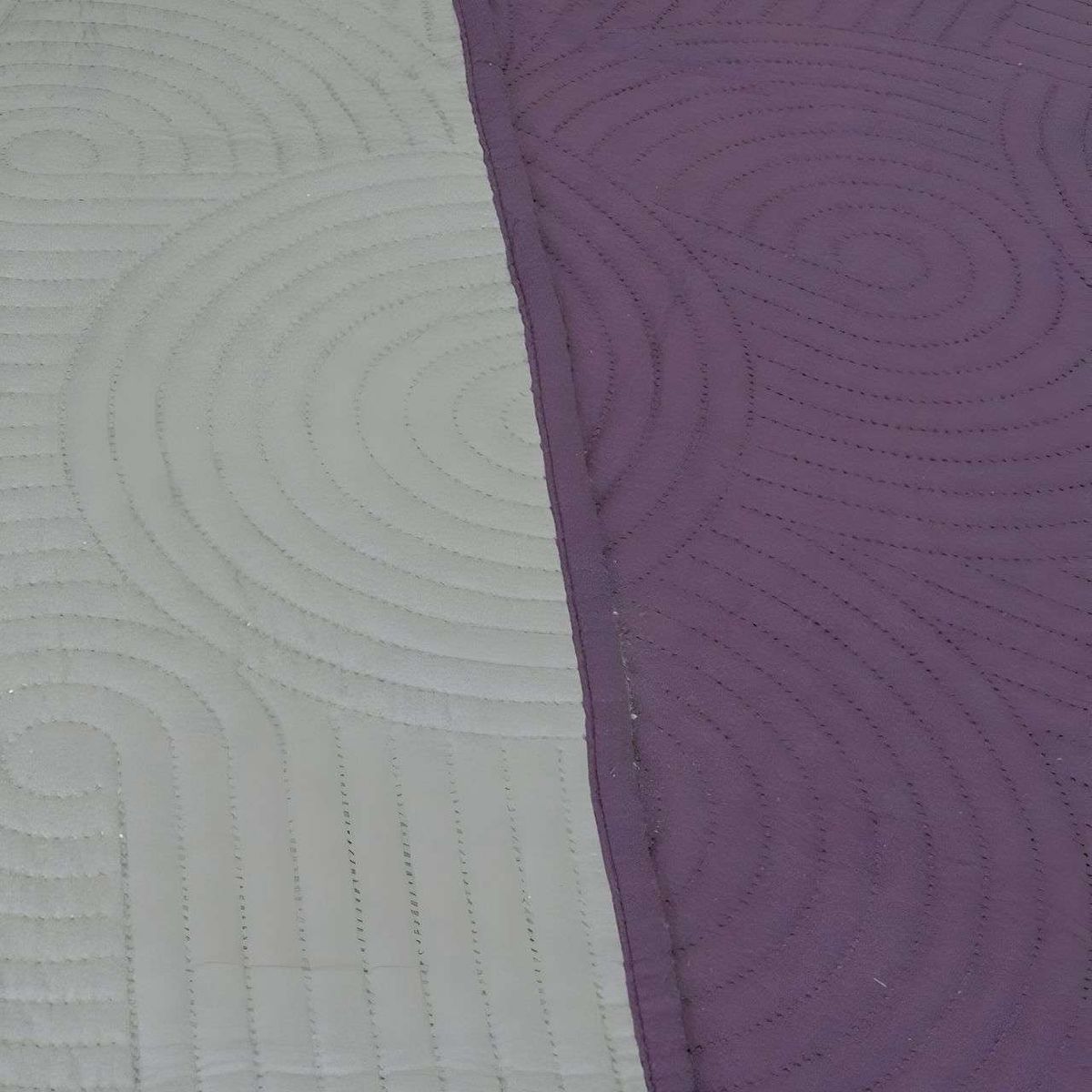 DORAL - Cubrecama Colcha Quilt Hotpress Liso Bicolor 2 Plazas Doral