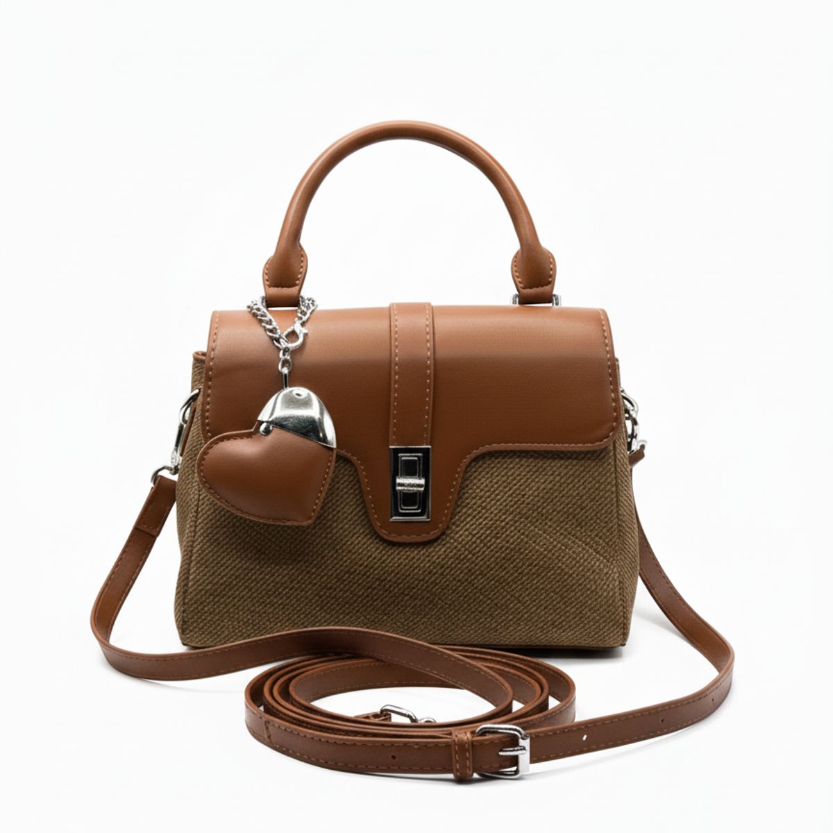 BOVINITA - Cartera Café Camel Detalles Metálicos Charm Corazon Regalo