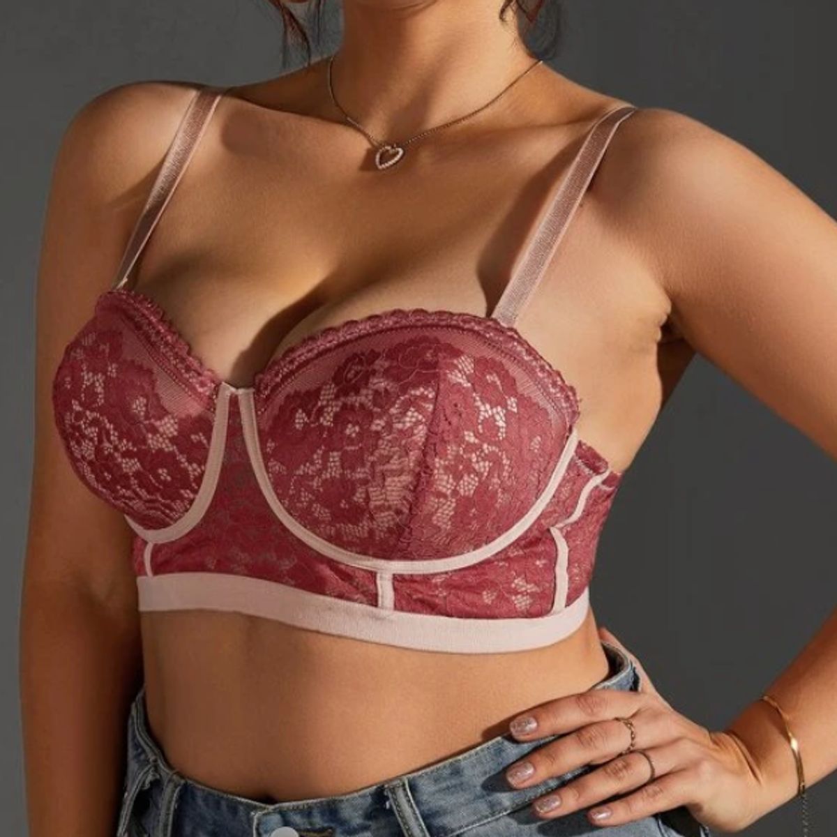 KIRAMA CLOTHING STORE - Sujetador Largo Caoba con Encaje  Fantasía Elegante y Soporte Alto