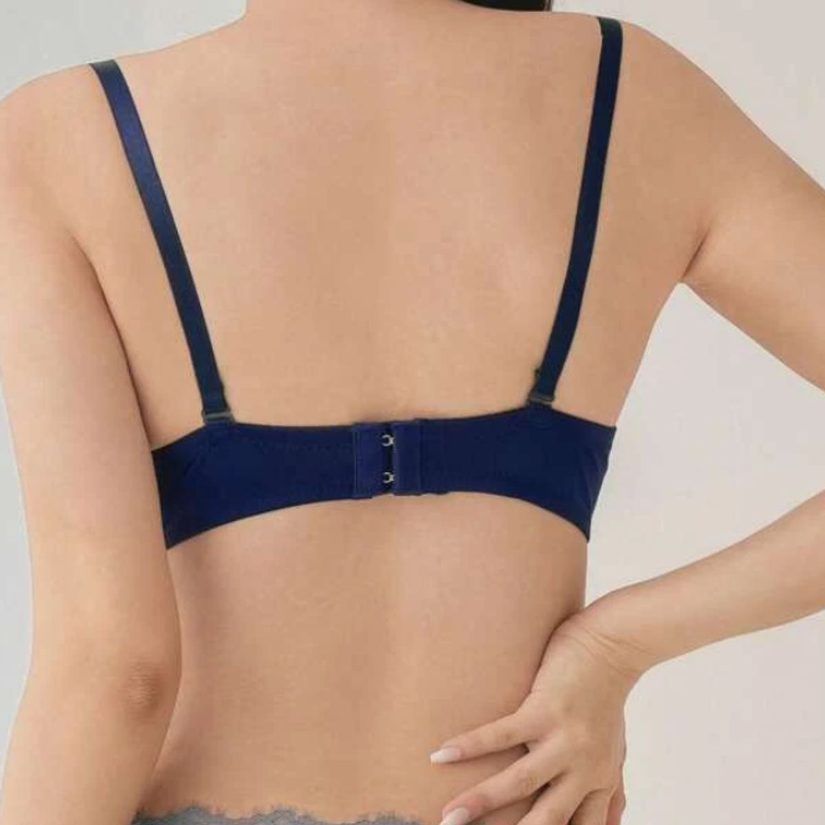 KIRAMA CLOTHING STORE - Sujetador Azul Marino con Encaje Floral  Fantasía Impresionante