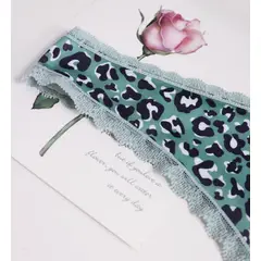 KIRAMA CLOTHING STORE - Tanga Multicolor con Estampado Animal Estilo Dulce y Vacacional