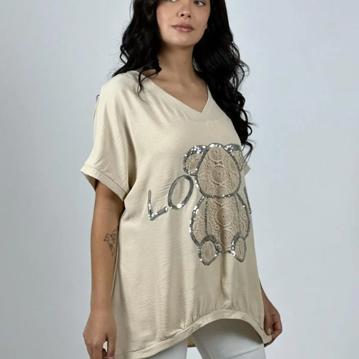 ENIGMATICA BOUTIQUE - Polera Crepé Oso Brederi con Brillos