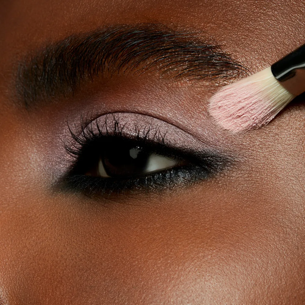 Mac Powder Kiss Soft Matte Eye Shadow Felt Cute, foto 6
