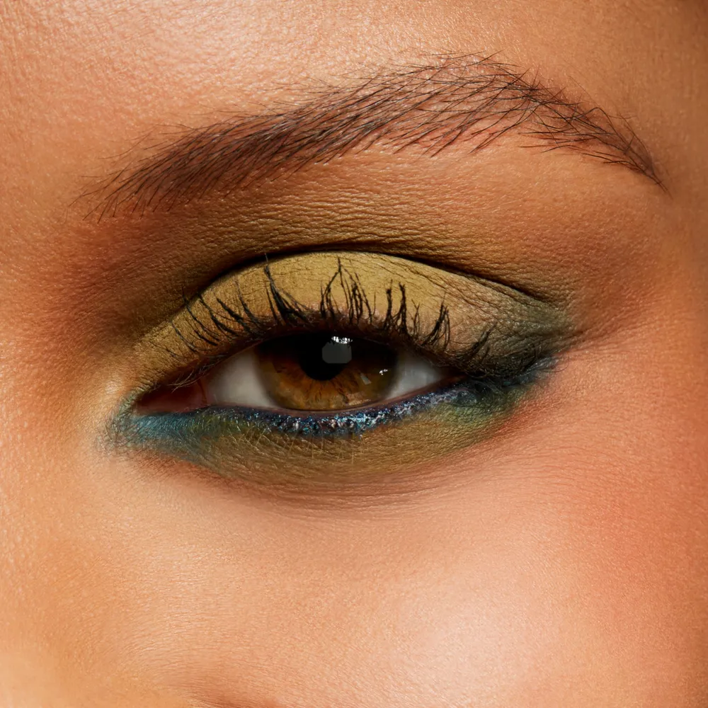 Mac Powder Kiss Soft Matte Eye Shadow Per-suede Me, foto 5