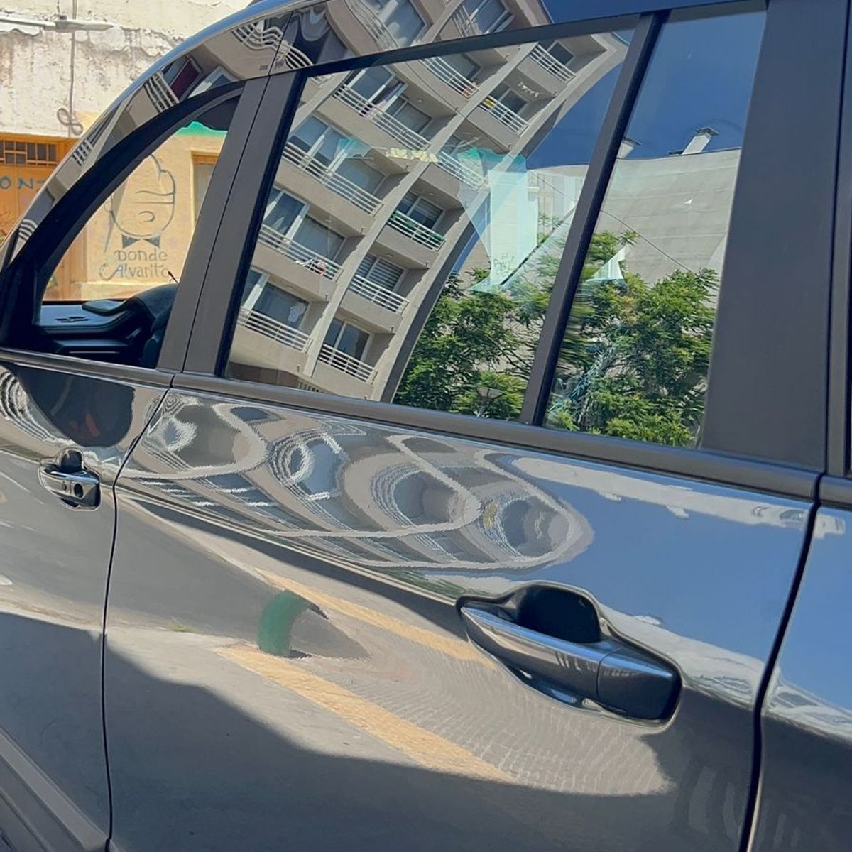 GENERICO - Bota Aguas de Acrílico 2mm plano Negro Brillante a Medida para autos SWM G03F