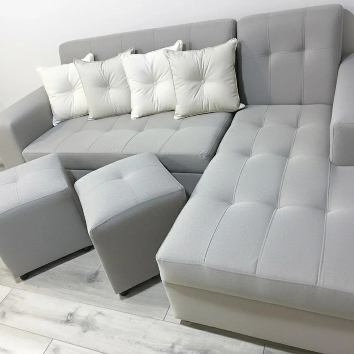 GENERICO - Sofa Seccional L 3 Cuerpos + 2 Puff Gris claro Lino